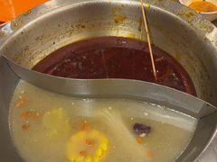 -黔哆哆地摊酸汤火锅(清湖店)