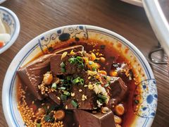 -肖四女乐山跷脚牛肉(南汇大学城生活广场店)