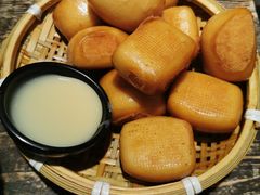 黄金小馒头-赤甲皇(仙霞路店)