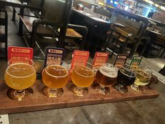 -麦凯伦烧烤·精酿超级工厂店(金桥总店)