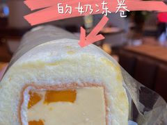 -顶东面包花园·生日蛋糕(世博店)