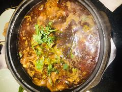 精品砂锅羊棒骨-百味源炭火烤翅 ·夜市大排档(酒仙桥店)