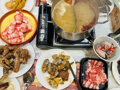 -金马门国际美食百汇(珞喻路店)