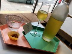 -茶是一枝花泡茶店