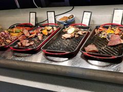 -元一希尔顿酒店·鲜切牛肉火锅禅自助餐厅