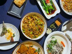 -伊带伊路新疆美食府(呼家楼店)