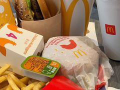 -麦当劳(哈西万达店)