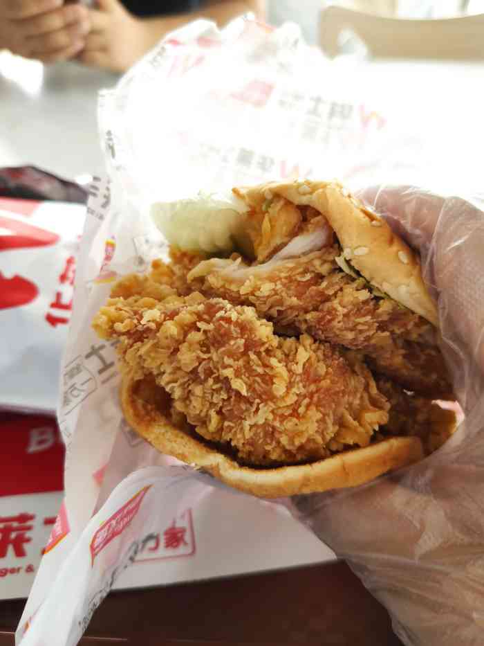 华莱士·全鸡汉堡(双合家园店)-"先说餐品东西一般般正常水平,不算次