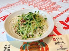 -肥肥虾庄·金牌油焖大虾(杨园滨江时代walk店)