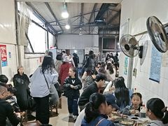 -正宗杨记普洱酸醋米线(总店)