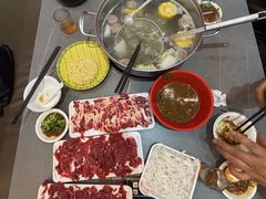 -官塘陈记鱼生·潮汕砂锅粥·牛肉火锅(潮枫路总店)