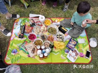 上周末，天气热的很夏天没两样，居然有29度