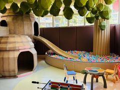 -水桶王国主题餐厅·聚会·生日派对·亲子活动·家庭套餐(亚龙湾希尔顿店)