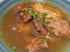 -滋味满屋美食坊(上海街店)
