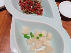 小鱼花生米-喜鼎海胆水饺(朝阳区三里屯太古里北区店)