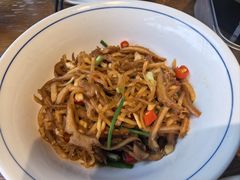 -湘力力小院·鱼汤泡饭(枫林路店)