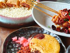 -包整·丝娃娃(一览甲秀楼风景店)