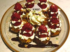 草莓忌廉华夫饼-BE BRIGHT KITCHEN(正佳广场店)