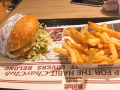 -The Habit Burger Grill 哈比特汉堡(复兴soho店)