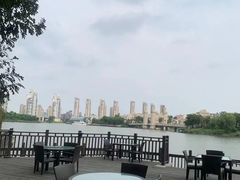 -天津梅江中心皇冠假日酒店