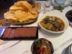 -牛鲜胜·潮汕牛肉自助火锅(番禺市桥店)