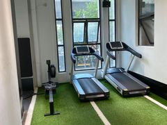 -汗水空间私教健身连锁(SM广场店)