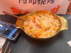 -何师烧烤Pro ·小龙虾·江湖川菜·精酿啤酒(太古里店)