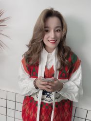 -宫铭烫发染发接发店