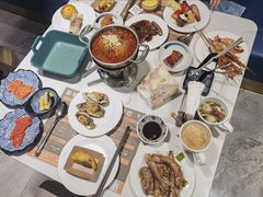 -金马门国际美食百汇(珞喻路店)