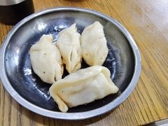 -黄阿姨锅贴大王(万航渡路店)