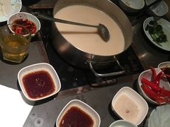 -捞王锅物料理(上海世茂广场店)