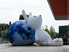 -新田360广场(上海华侨城店)
