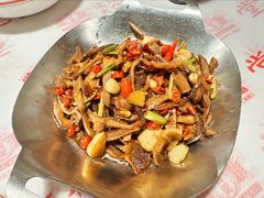 -堂瓦里·33年传统赣菜(第一街区店)