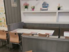 -华莱士·全鸡汉堡(沙井博岗店)