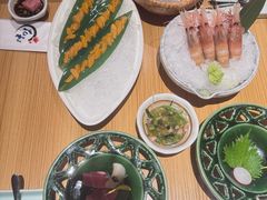 -花和海鲜自助(梅江店)