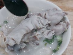 -雷祖芳老妈蹄花店