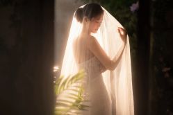 -雪中彩影婚纱摄影·微光艺术中心