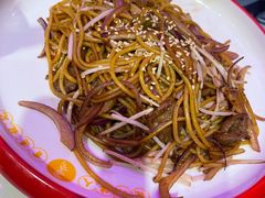 黑椒牛柳炒意粉-龙记·香港茶餐厅(海上世界店)
