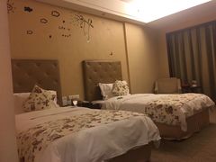 -益阳华天大酒店