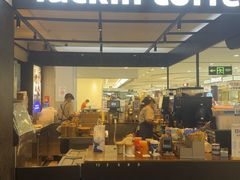 -瑞幸咖啡(大润发龙华店)