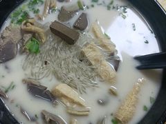 -津津老鸭粉丝馆(正东路店)