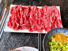 -吕记潮汕牛肉火锅(海宁海昌南路店)