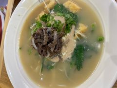 -肚王国(砂之船中东奥莱店)