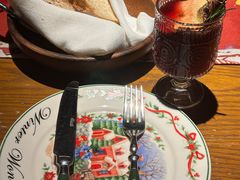 餐前面包配黄油-弗兰克牛排西餐厅Ribone steak house(柠檬花园店)