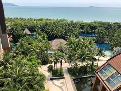 -三亚湾海居铂尔曼度假酒店