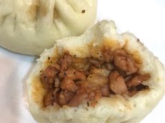 奥尔良鸡腿包-老陶包子铺(南大西南村店)