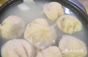 Stewed Pork in Pig's Intestine in Large Pot