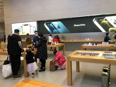 -Apple零售店(华贸购物中心店)