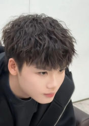 -奈时造型