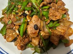 辣椒炒肉-小农民.地道衡阳小炒(高铁东站店)